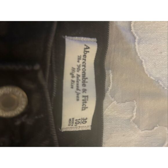 NWT Abercrombie & Fitch The 90’s Relaxed Jeans High Rise Black Size 10s / 30 - Picture 14 of 16